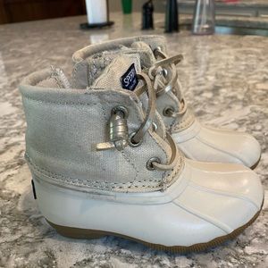 Sperry toddler girls cream colored duck boots size 7